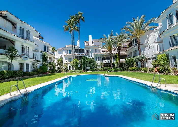 Modern 2 Bedroom Penthouse W/ Terrace, Pool & Bbq Apartment Marbella
