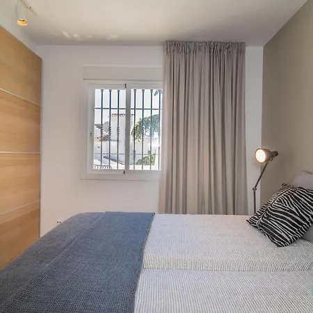 公寓 Modern 2 Bedroom Penthouse W/ Terrace, Pool & Bbq 马尔韦利亚