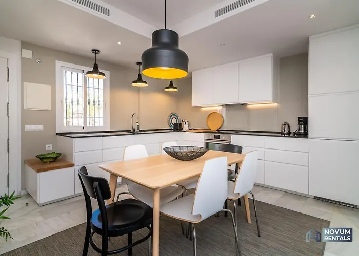 Modern 2 Bedroom Penthouse W/ Terrace, Pool & Bbq * Marbellac