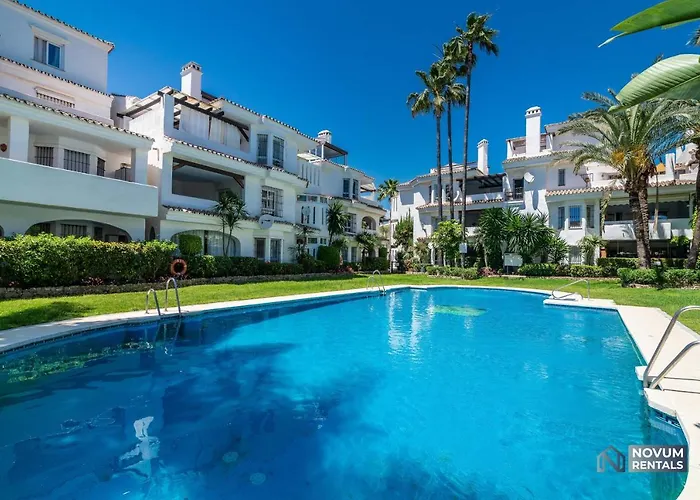 Modern 2 Bedroom Penthouse W/ Terrace, Pool & Bbq Appartement *