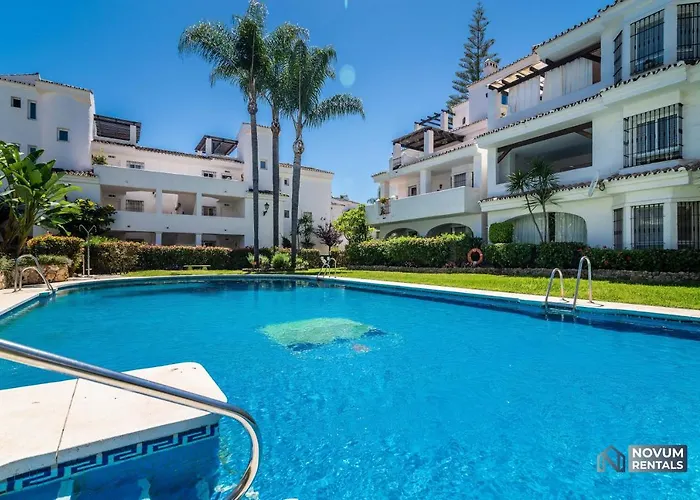 Modern 2 Bedroom Penthouse W/ Terrace, Pool & Bbq Apartamento Marbella